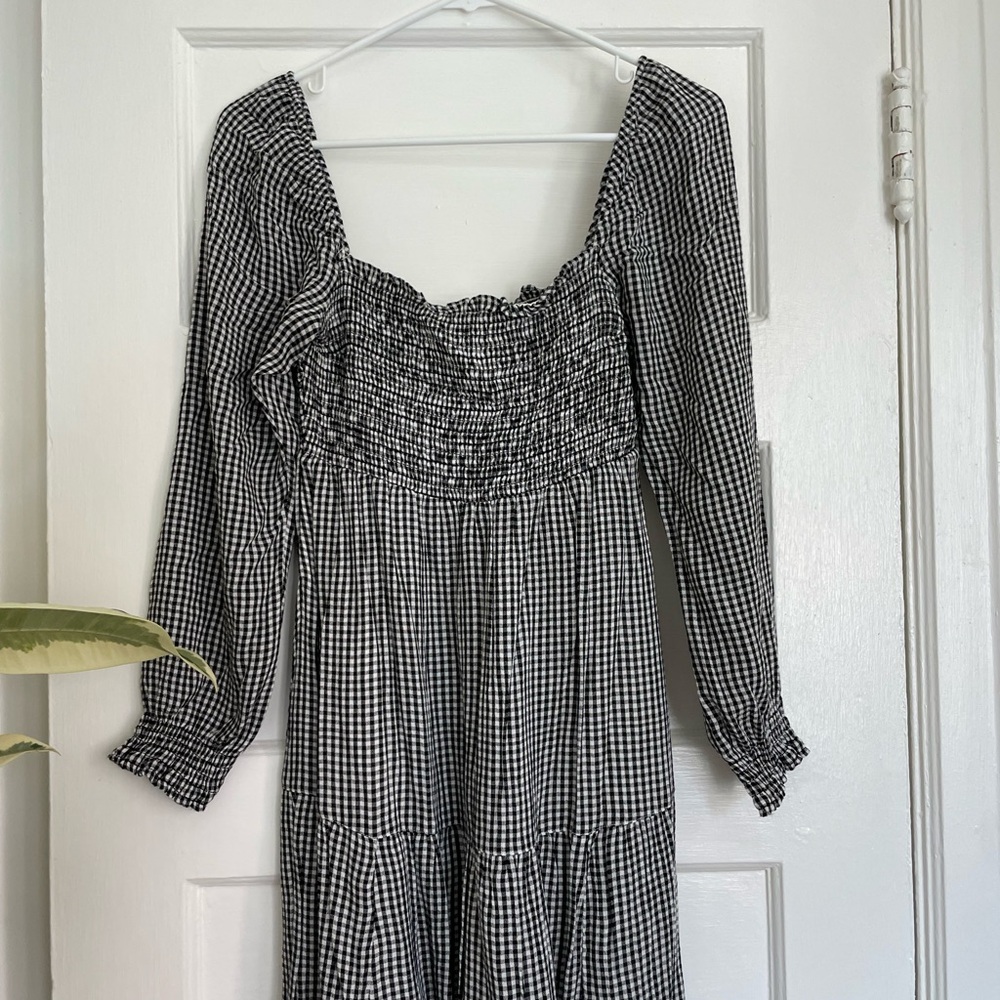 Abercrombie & Fitch Black and White Tiered Sundress with Bishop Sleeves